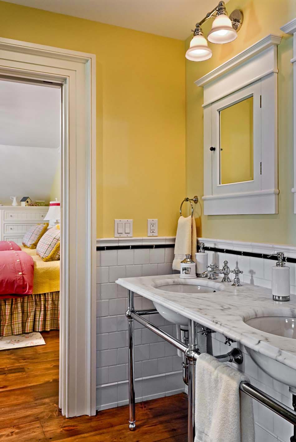 salle de bain déco design en jaune