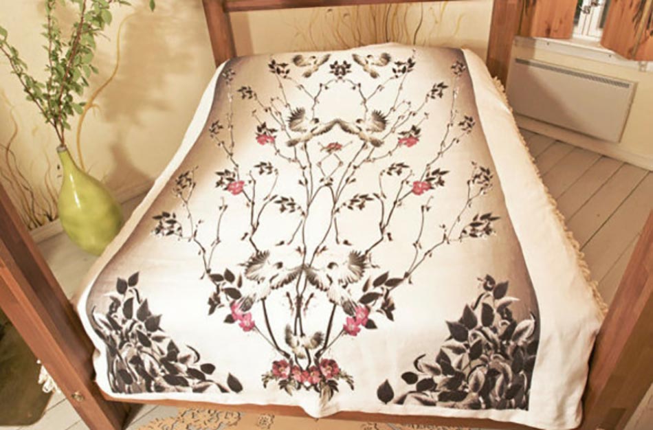 lit design en fleurs