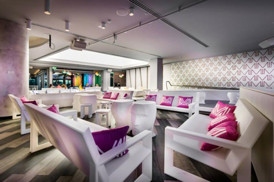 Matisse Beach club sur la plage