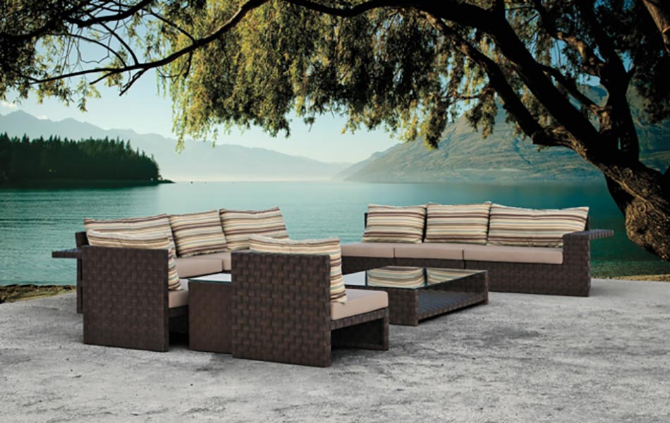 salon de jardin signé Kenneth Cobonpue design