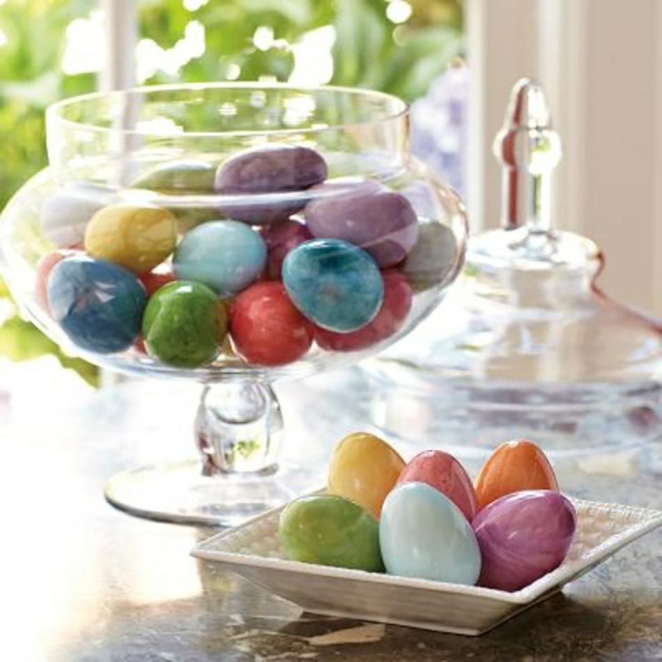 déco idées intéressantes multicolores des œufs Pâques