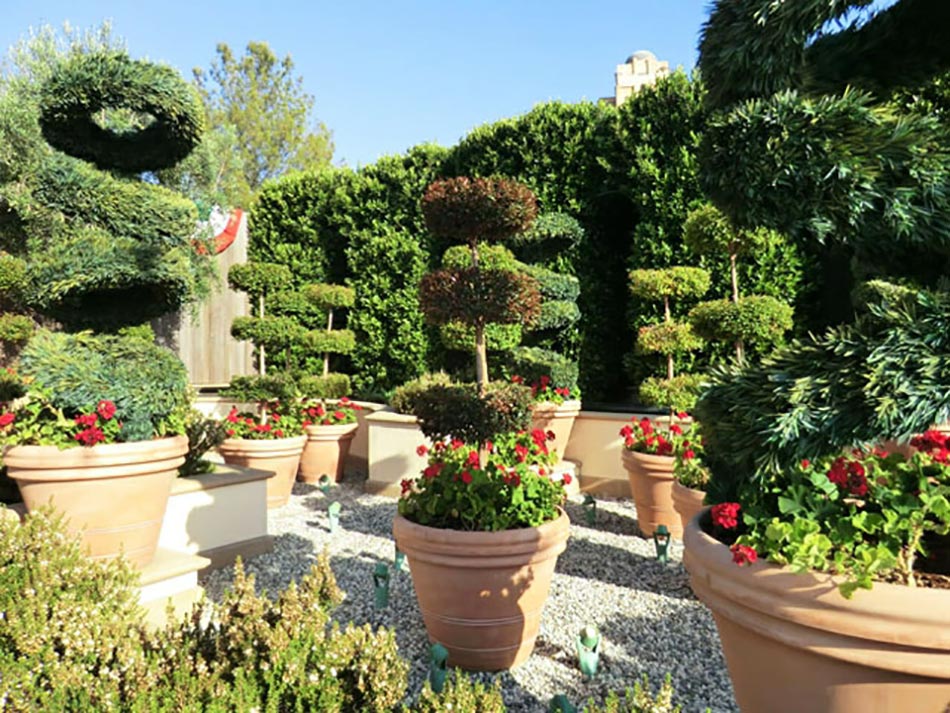 Jardin à la décoration de personnages Disney