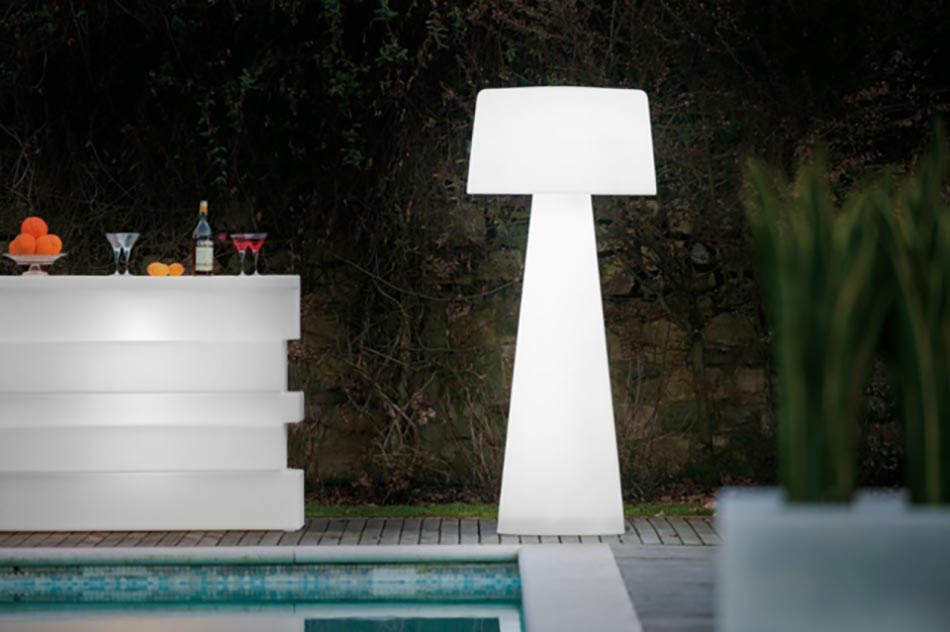 Lampadaire design outdoor Slide