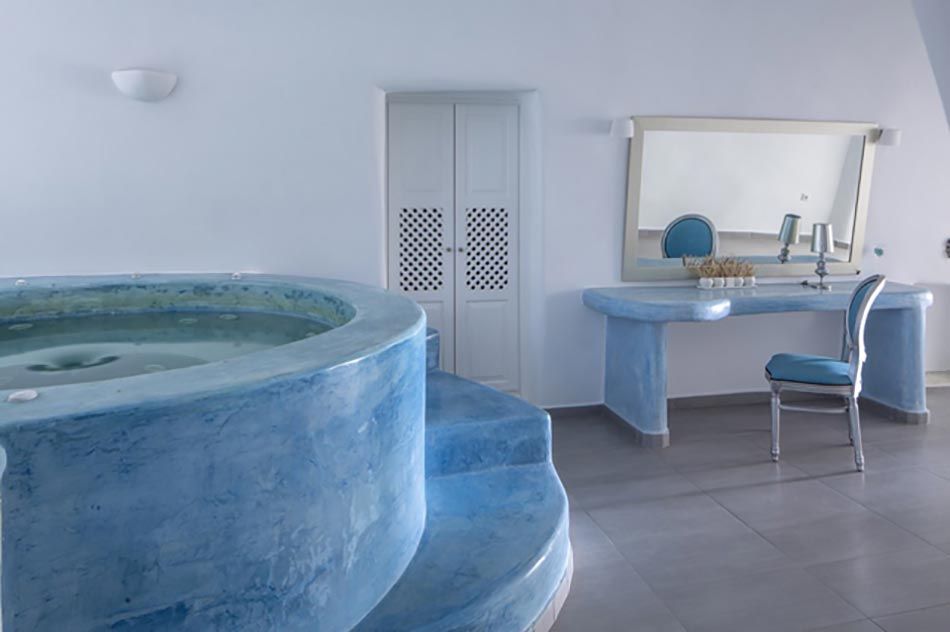 Jacuzzi particulier dans une de suite