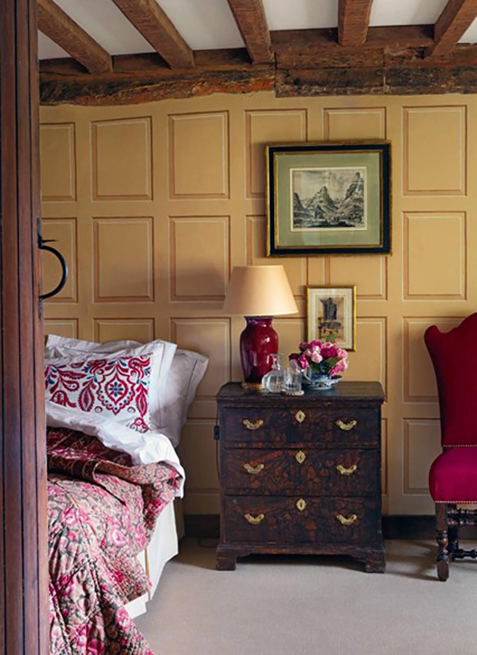 Les couleurs pastel pour cette chambre rustique
