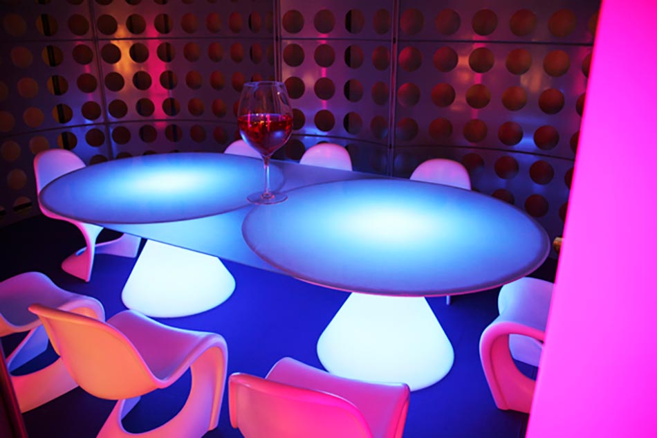 slide table outdoor lumineuse ed
