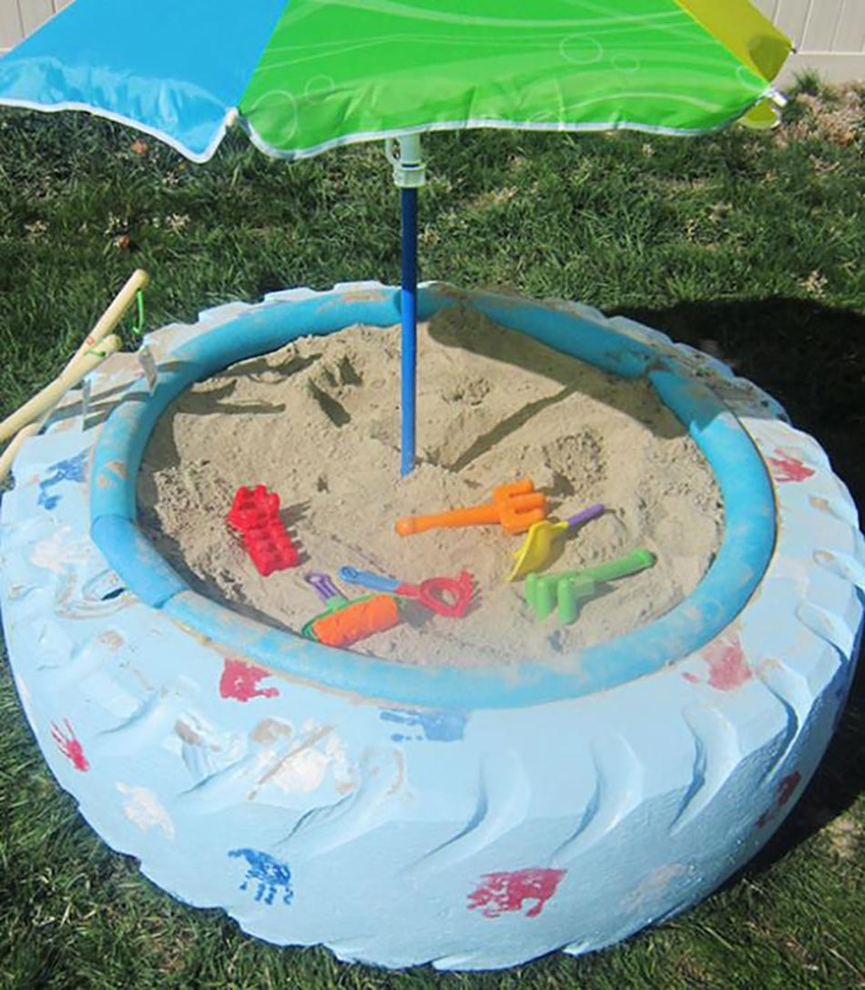 Bac à sable pour enfant fabriqué à partir d’un pneu usé amusément enfant jeux outdoor