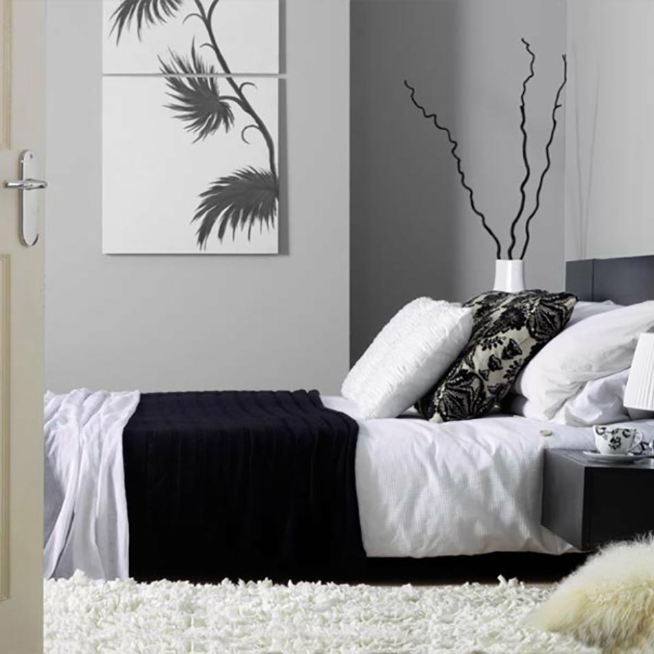 chambre en gris et blanc ameublement