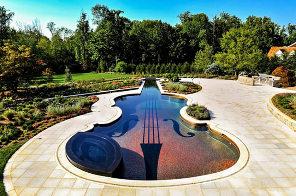 construire sa piscine en violon