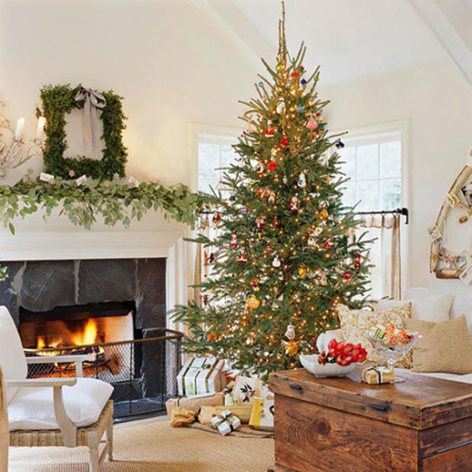séjour cheminée décoration de Noël classique