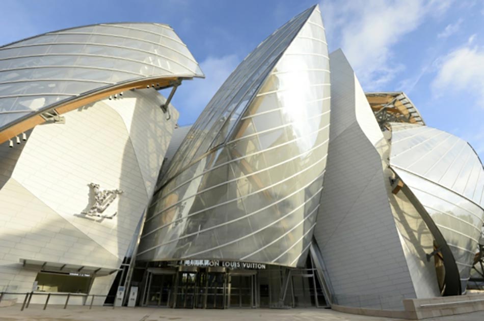 Réalisation futuriste bâtiment siège Fondation Louis Vuitton