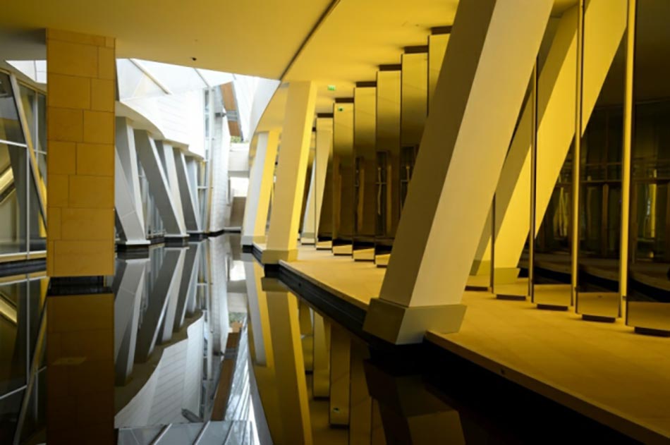 Fondation Louis Vuitton siège vue d'intérieur