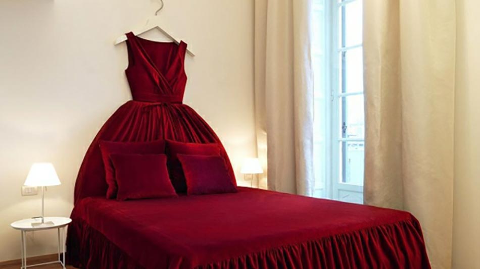 lit romantique amoureux chambre