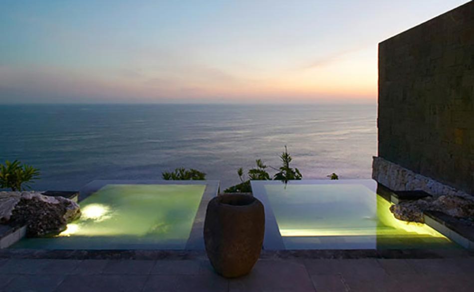 piscine divisée en deux exotique Bali