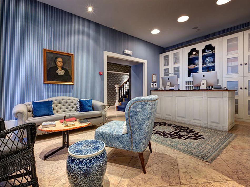Intérieur à la décoration élégante de la réception