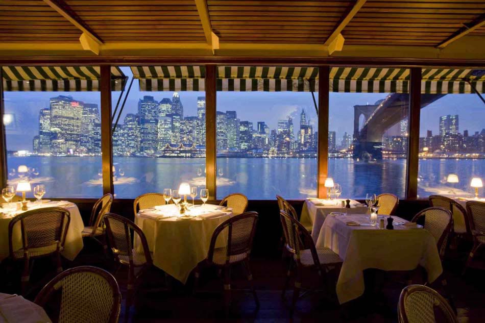 restaurant gratte-ciel avec panorama sur new york