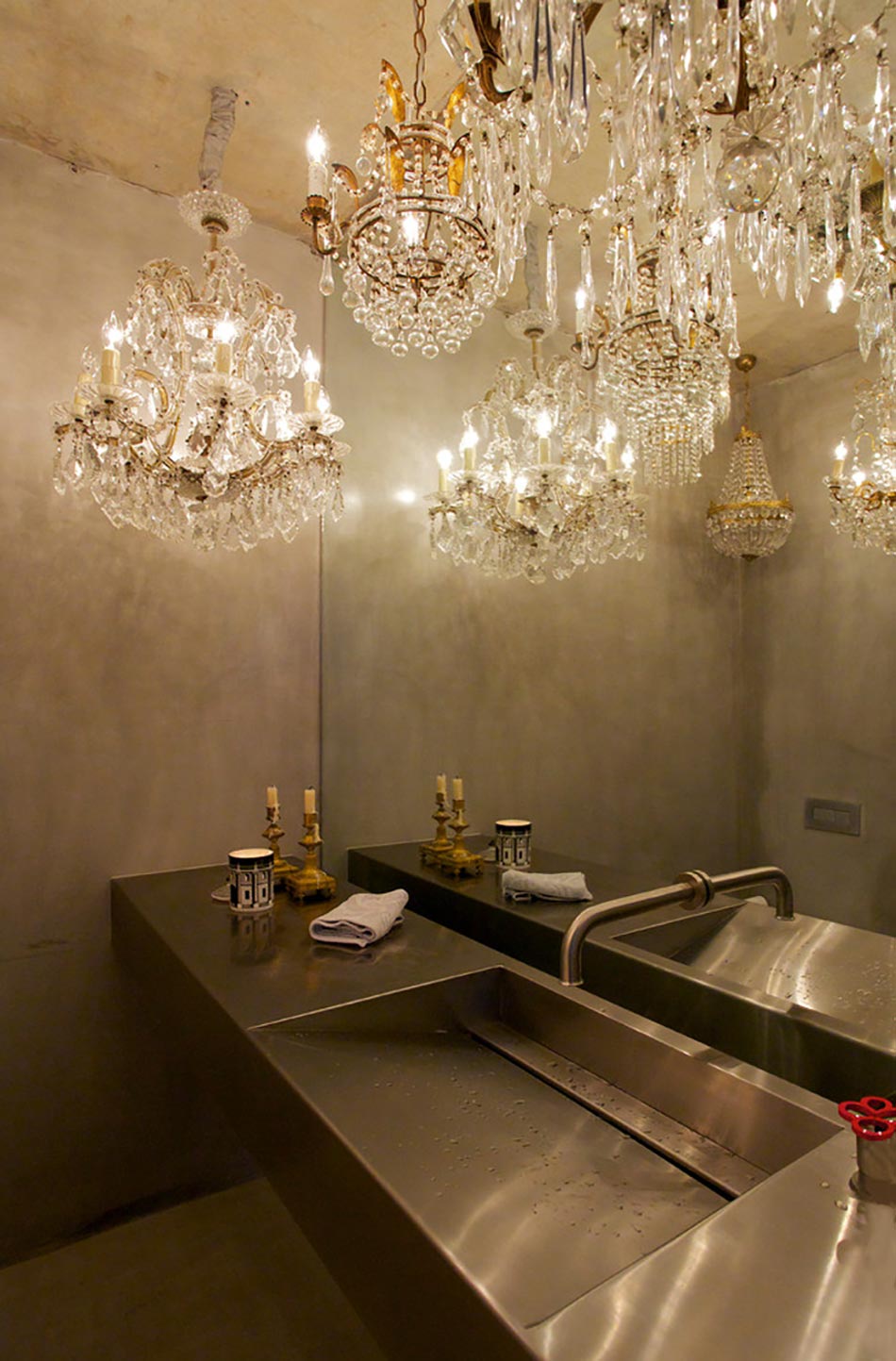 Béton brut et ciré salle de bains luxe