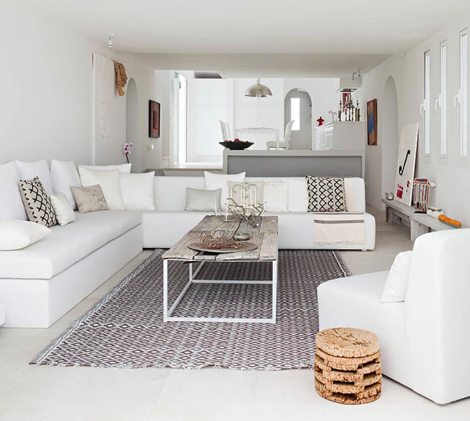 Salon en blanc pour cette villa de luxe design