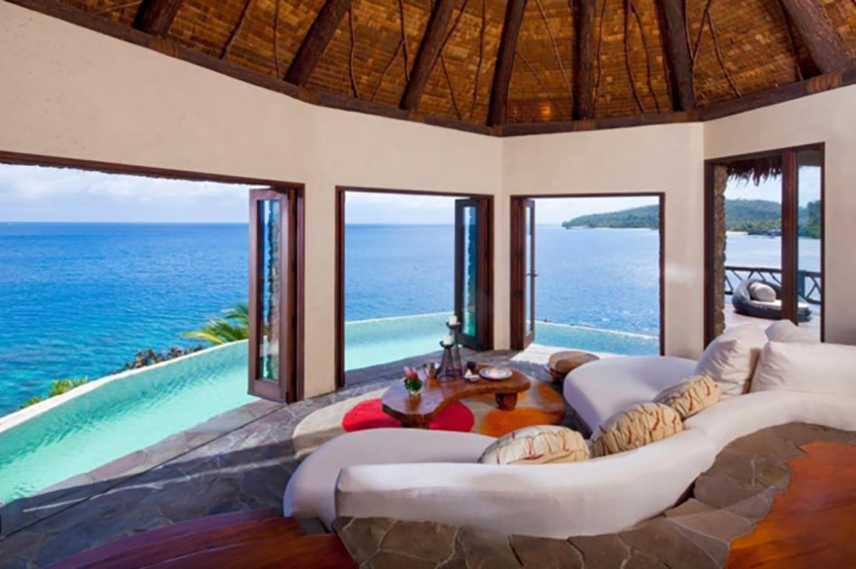 Vue panoramique imprenable sur l’océan à partir du séjour vue sur mer villa à louer vacances exotiques