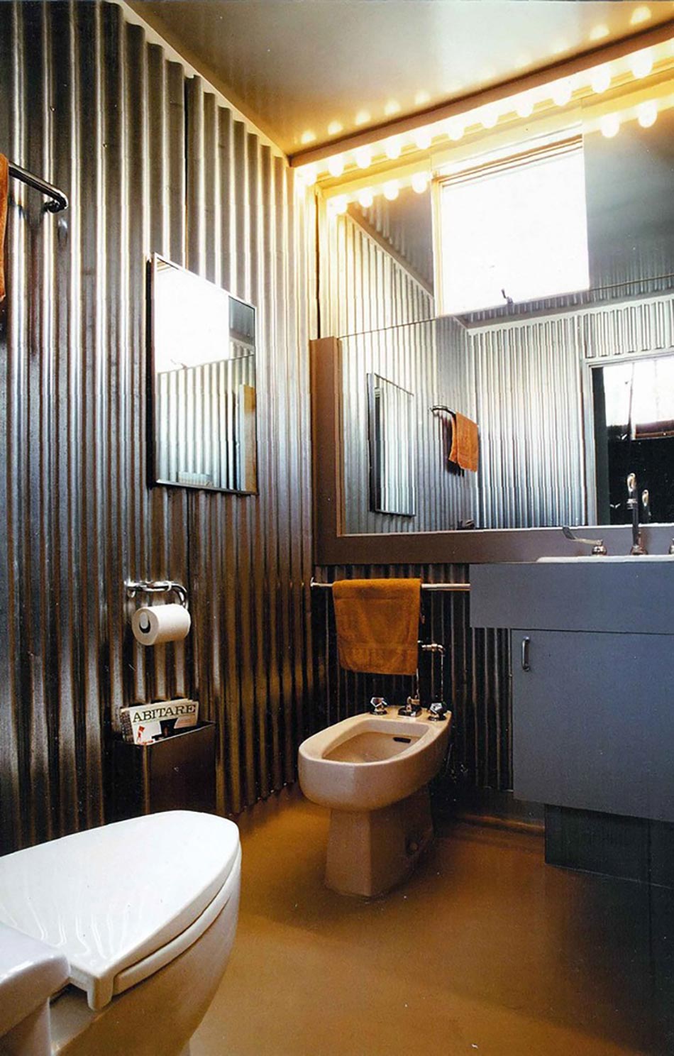 Design industriel salle de bain en tôle
