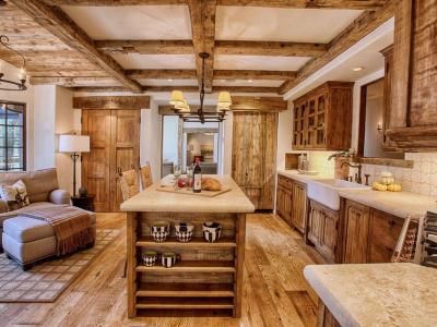 placards cuisine rustique bois massif