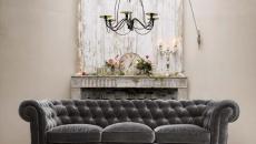 Beau canapé Chesterfield en velours gris
