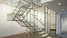 Escalier d'intérieur d'aspect art contemporain