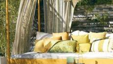 voiles d'ombrage en beige et jaune