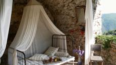chambre à coucher au design rustique