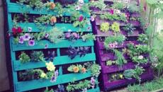 Etagères fleuries à partir de palettes