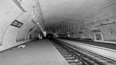 Stations abandonnées dans le temps
