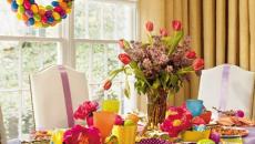 table multicolore décorer pour Pâques