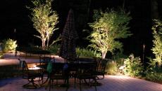 Terrasse d’extérieur au luminaire jardin