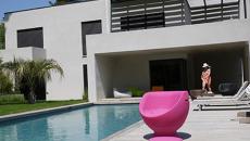 Fauteuil design Boon's fuschia