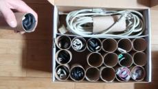 Rangement de câble à partit de rouleaux de papier toilettes