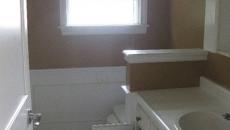 salle de bain avant rénovation à petit prix