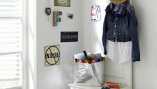 Intérieur moderne et frais avec une entrée créatif ambiance déco jeune petite entrée aux placards