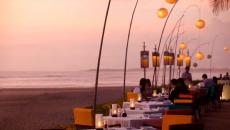 restaurant sur la plage exotique