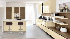 cuisine design italien ouverte et spacieuse