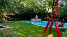 Piscine et meubles de jardin luxe