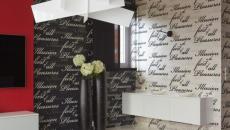 séjour moderne décoré fleurs