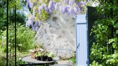 Ambiance outdoor rustique campagne aux glycines