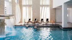 Piscine intérieur indoor hôtel spa Cancun séjour Mexique