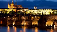 Prague pont Charles week end amoureux