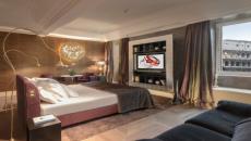 suite de luxe face colisee hotel palace Rome