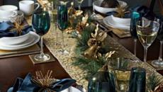 Osez les teintes sombres pour une table de noel unique décorer sa table pour noel originalement