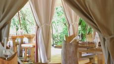 le restaurant dans la tente