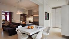 chaise tulipe dans une salle à manger moderne
